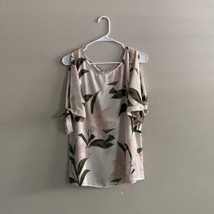 Kismet Floral Shirt Size M